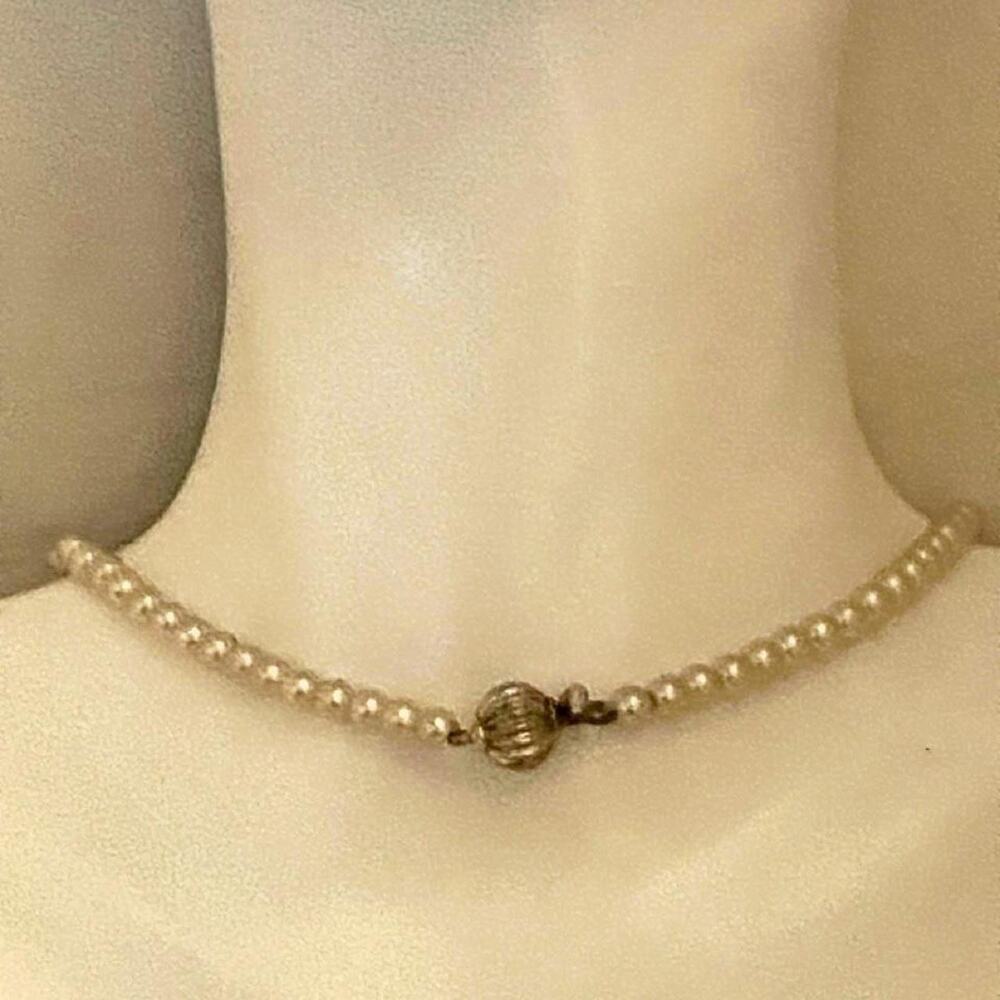 Vintage Faux Pearl Collar Choker Necklace Silver Tone Ribbed Barrel Clasp